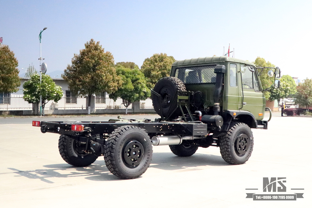 4*4 Dongfeng 2070 Off Road Truck Chassis_ 190hp One and a half 153 Cab Transport Chassis for Sale_Dongfeng Four wheel Drive Export Special Vehicle Chassis