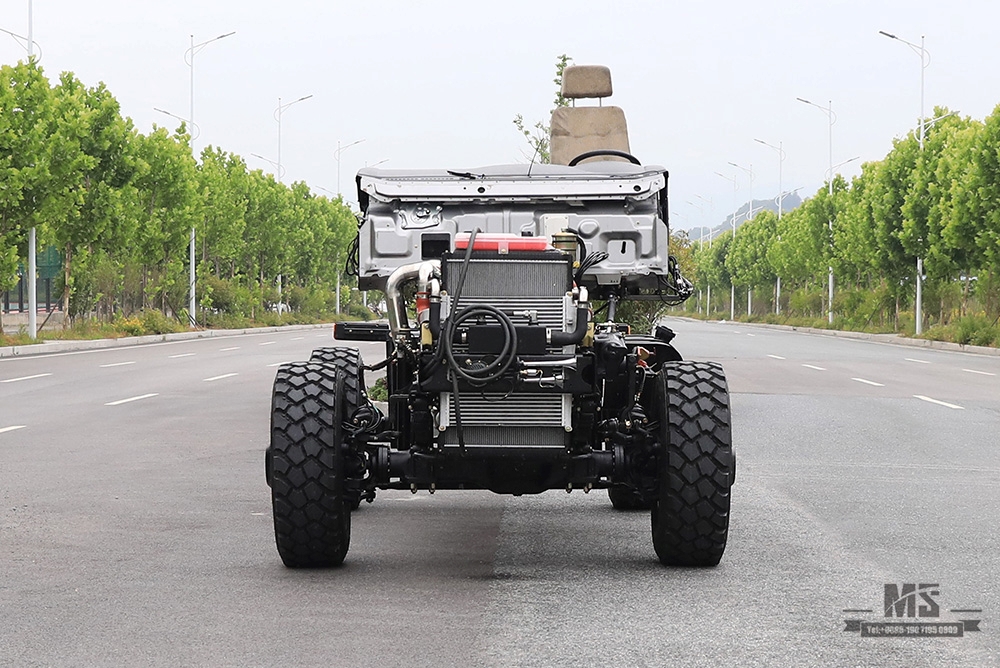  300hp Dongfeng Four Wheel Drive Truck Chassis_4×4 7T/13T Axle Truck Chassis_Dongfeng 4*4 Truck Chassis For Sale_Export Special Truck Chassis