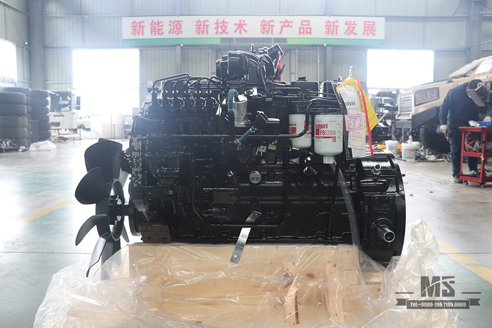 Cummins 210HP Engine Euro 3 Off Road Truck ເຄື່ອງຈັກພິເສດ