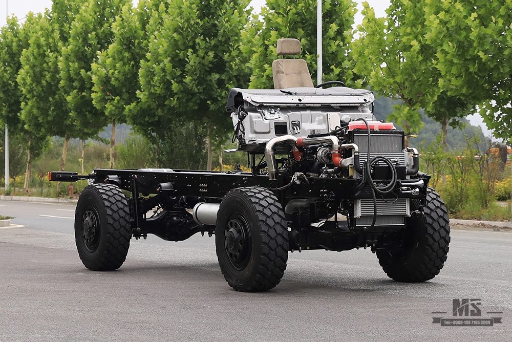  300hp Dongfeng Four Wheel Drive Truck Chassis_4×4 7T/13T Axle Truck Chassis_Dongfeng 4*4 Truck Chassis For Sale_Export Special Truck Chassis