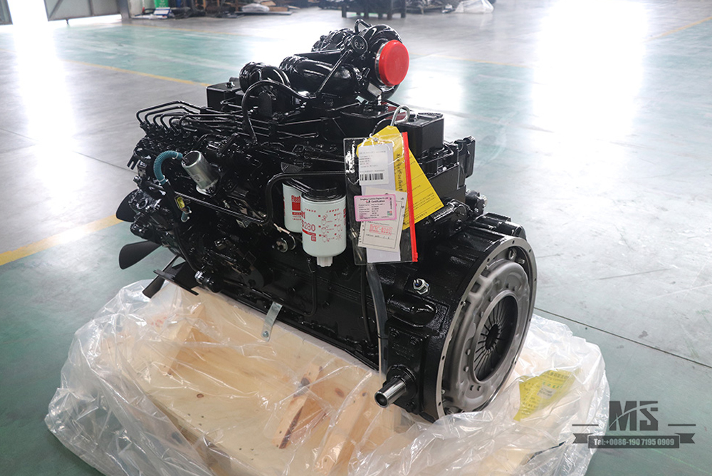 Cummins 210HP Engine Euro 3 Off Road Truck ເຄື່ອງຈັກພິເສດ