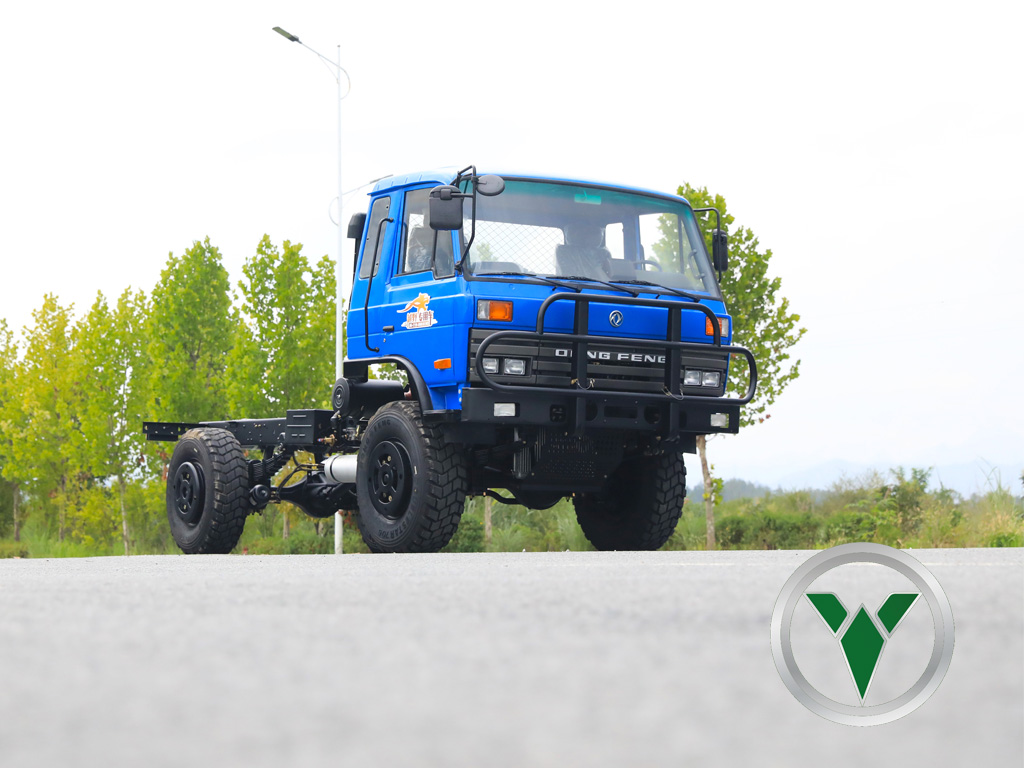 Dongfeng Eq2070 ລົດບັນທຸກ 4x4 Chassis | ລົດຕູ້ 4 × 4 × 4 × (EQ246) ສໍາລັບຈຸດປະສົງພິເສດແລະການສົ່ງອອກ