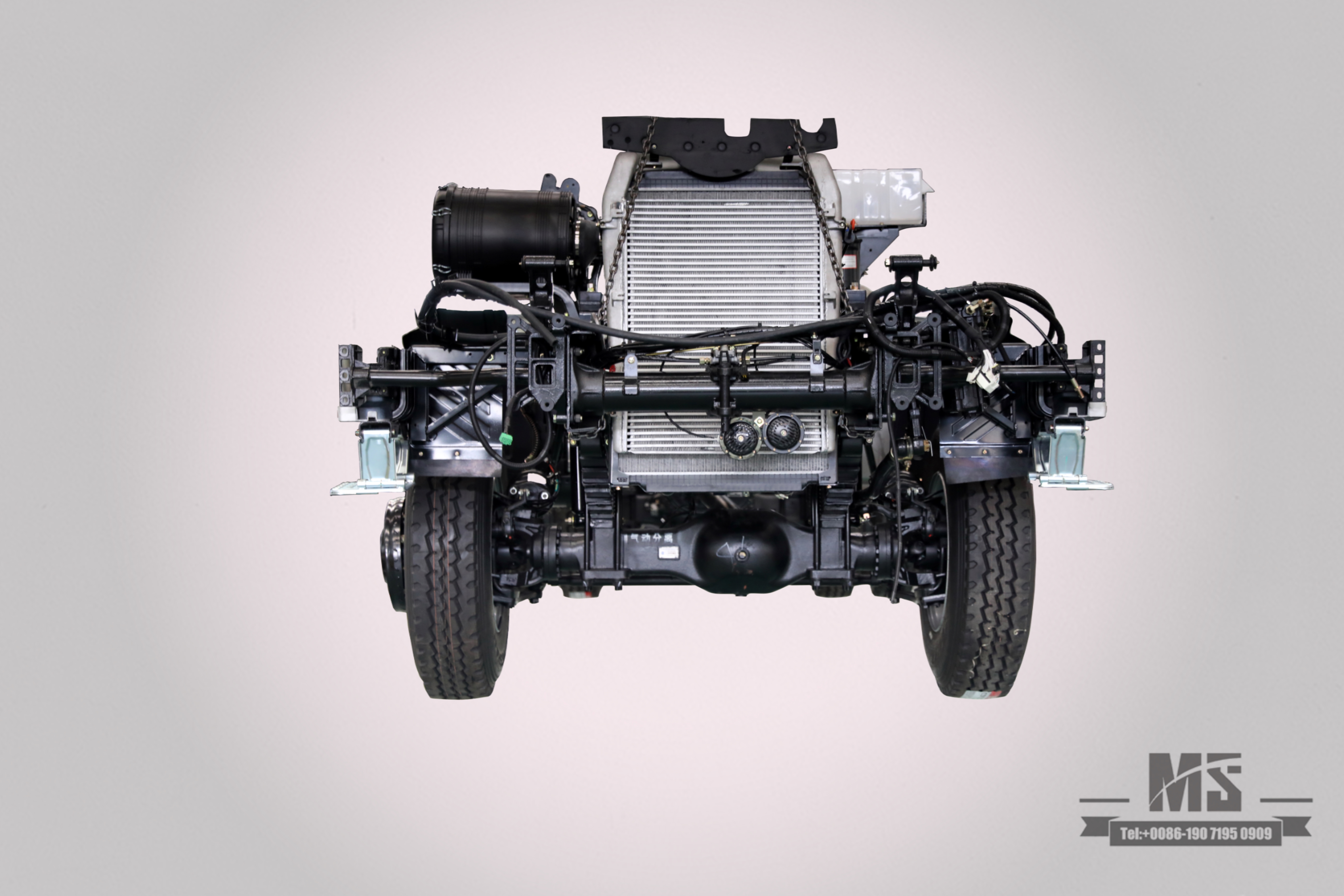 Dongfeng 350 HP ລົດບັນທຸກສາມເພນ 25 ໂຕນ class III chassis_ສົ່ງອອກ chassis ຫນັກ_8 ແມັດຫລັງ chassis ລົດແປດລໍ້