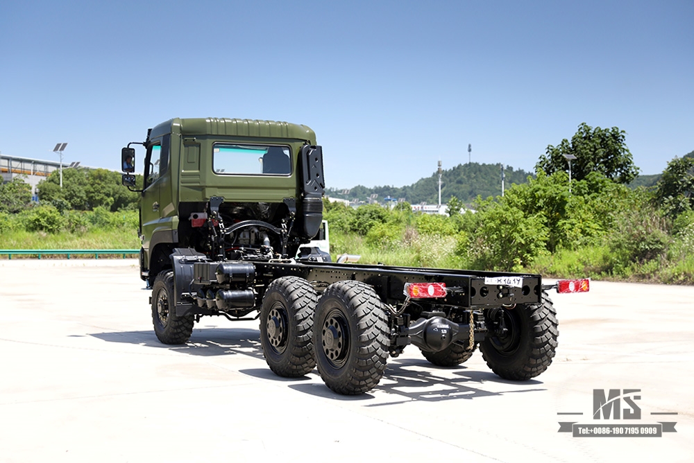 Dongfeng Six wheel Drive Chassis_6×6 340hp Flat Head One and a half Row Chassis Cargo Truck Chassis_6*6 Export Special Vehicle