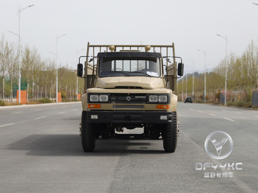 ລົດບັນທຸກ Top-Travice 4x2 | Cummins B190 33 (140kW) | ແກນຫລັງ 10T | ຖັງນໍ້າມັນເຊື້ອໄຟ 300L