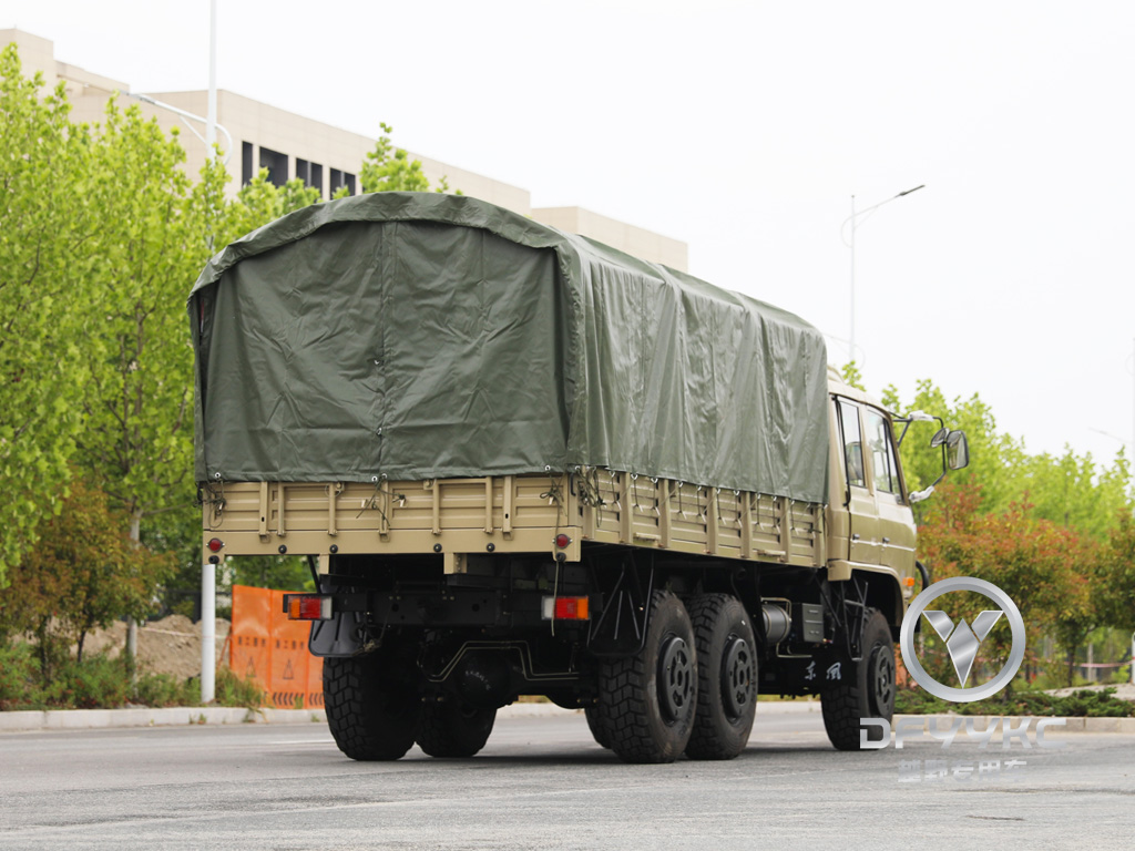 ລົດບັນທຸກ Donggfeng Eq2102N - ລົດບັນທຸກ - 210hp Double-Ro Double-Ro Desert Car Doard Cargo Whego Voor | ແບບຟອມສົ່ງອອກ | ເຄື່ອງປັບອາກາດທີ່ມີ tarpaulin