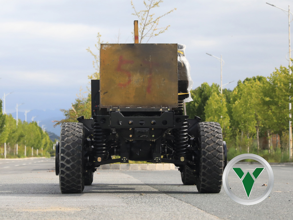 8-ton 4x4 Chassis ທີ່ມີການຕັ້ງຊື່ທີ່ເປັນເອກະລາດ | ຄວາມສາມາດໃນເສັ້ນທາງທີ່ບໍ່ມີປະໂຫຍດແລະການຂັບເຄື່ອນຄວາມສະດວກສະບາຍ