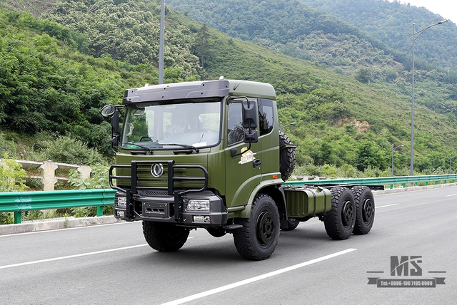 210hp Dongfeng Six wheel Chassis for Sale_6*6 Army Green Flathead Head Truck Chassis Coversion Manufacturer_Dongfeng Export Special Vehicle Chassis
