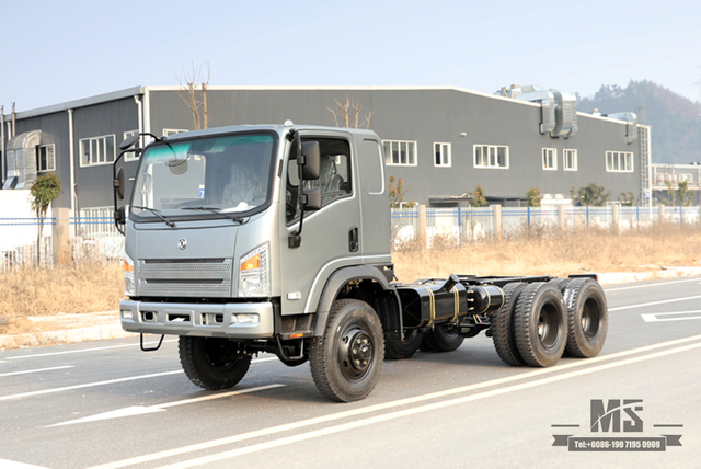 EQ2082 ຂັບລົດຫົກລໍ້ Dongfeng Flathead Truck Chassis Modification_ 6WD'Bobcat' Small Truck Chassis Configuration_6*6 ສົ່ງອອກຜູ້ຜະລິດລົດຍົນພິເສດ