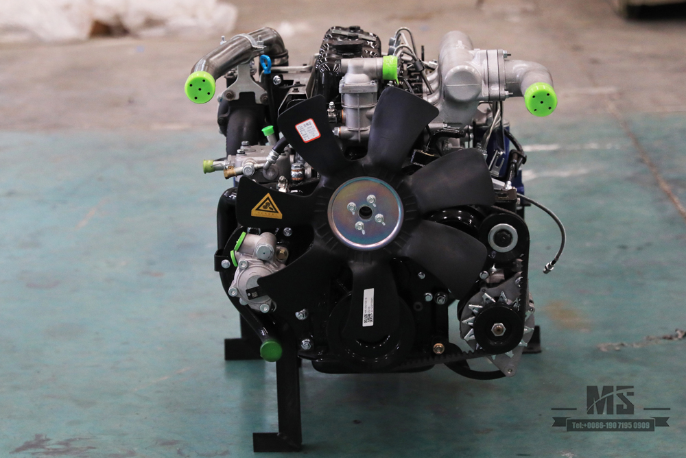 Yunnei 116HP Engine Euro 2 ລົດບັນທຸກແສງສະຫວ່າງລົດບັນທຸກຂະຫນາດນ້ອຍເຄື່ອງຈັກພິເສດ