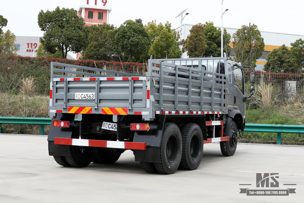 Dongfeng EQ2082 Six Wheel Drive Truck_ 6WD 170hp Flathead 'Bobcat' ຢາງລົດບັນທຸກຂະໜາດນ້ອຍ EQ240 Configuration_6*6 ສົ່ງອອກ ຜູ້ຜະລິດລົດພິເສດ