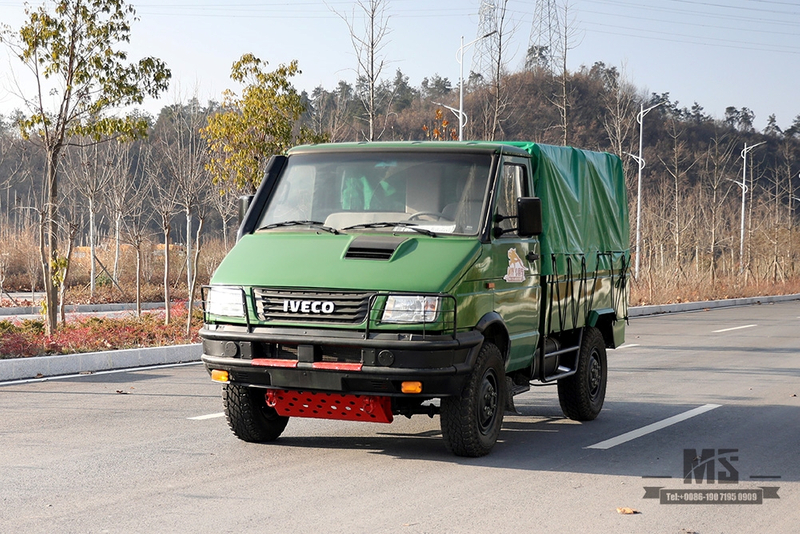 ລົດບັນທຸກ Iveco Four Wheel Drive Green 4*4 Off Road Iveco Short Head Small Vehicle 4WD Export Special Vehicle Customized Conversion