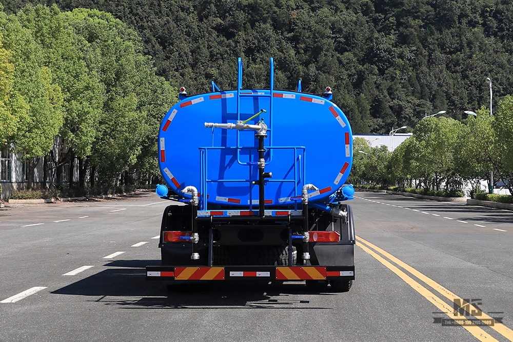 210 HP Dongfeng 4*2 ລົດສີດນ້ຳຂຽວ _Dongfeng Flat Head Sprinkler Truck_Dongfeng Water Tanker Truck Truck Commercial _Export Special Truck