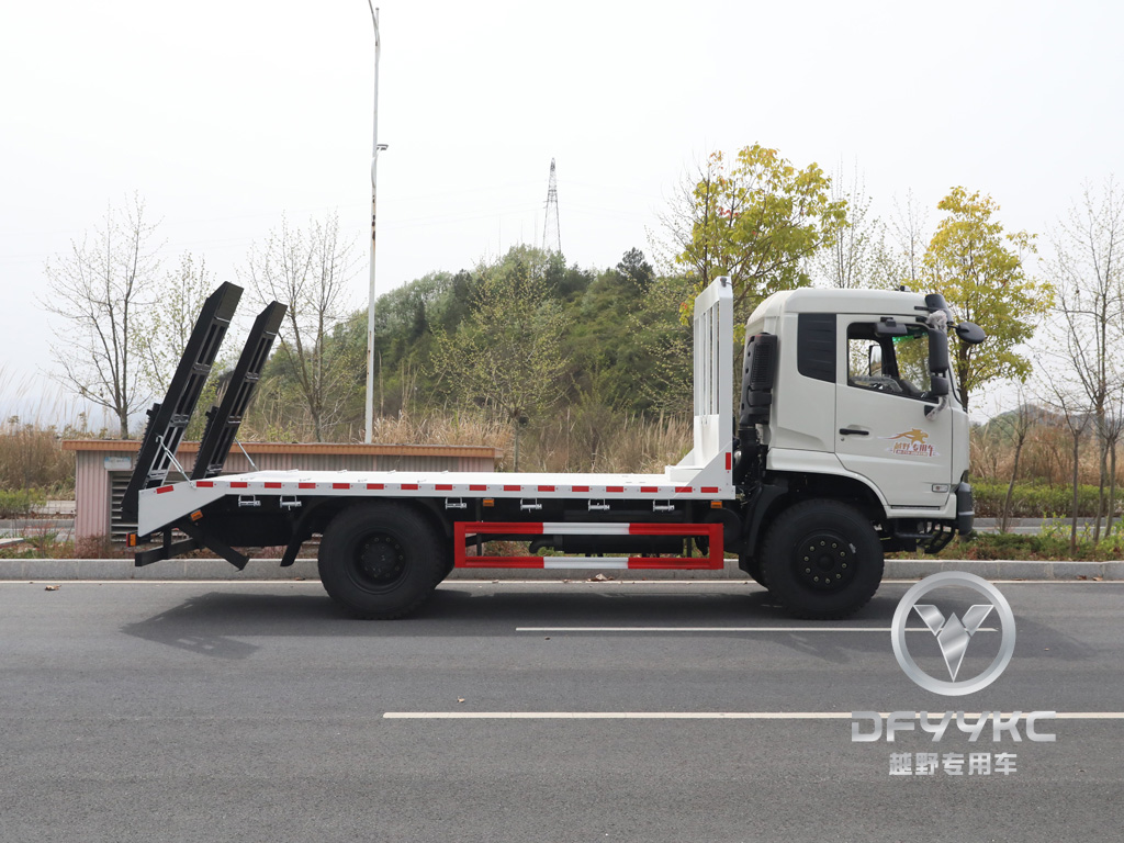 dongfeng flat-topped semi-cab | ພາຫະນະຂົນສົ່ງການຂຸດຄົ້ນ | ອຸປະກອນເຄື່ອງຂຸດເຄື່ອງຂຸດເຄື່ອງຈັກຕິດເຄື່ອງລົດຂົນສົ່ງ ລົດບັນທຸກຂັ້ນໄດແບບໄຮໂດຼລິກ Tandem Trailer | 