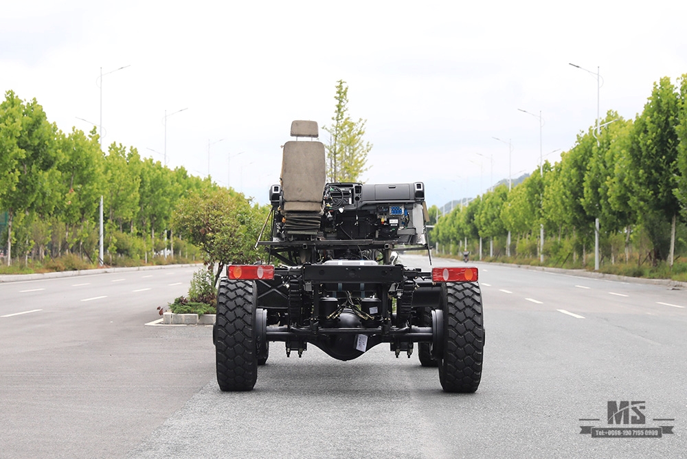 210hp Dongfeng Four Wheel Drive Eight Speed ​​Gearbox Truck Chassis_4×4 6T/10T Axle Truck Chassis_Dongfeng 4*4 Truck Chassis For Sale_Export Special Truck Chassis