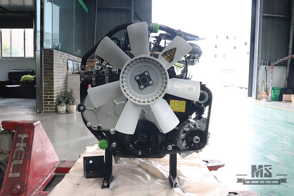 Yunnei 90HP Engine Euro 2 ລົດບັນທຸກແສງສະຫວ່າງລົດບັນທຸກຂະຫນາດນ້ອຍເຄື່ອງຈັກພິເສດ