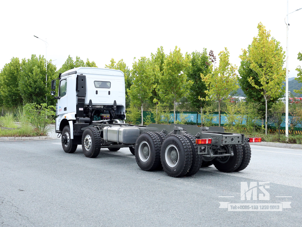 Dongfeng 8×4 Heavy Duty Chassis ລົດບັນທຸກ Off-road ສໍາລັບການປ່ຽນພິເສດ